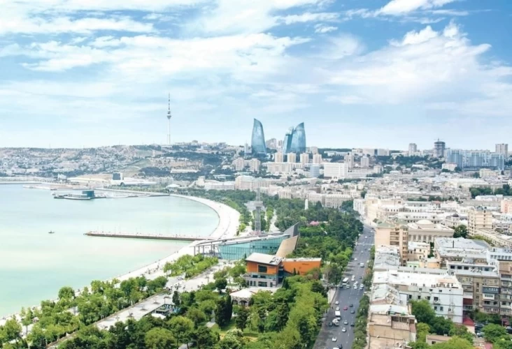 Температура воздуха в Баку повысится до +32 градусов
